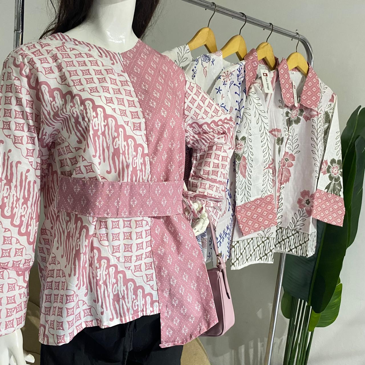 Blus wanita batik pastel