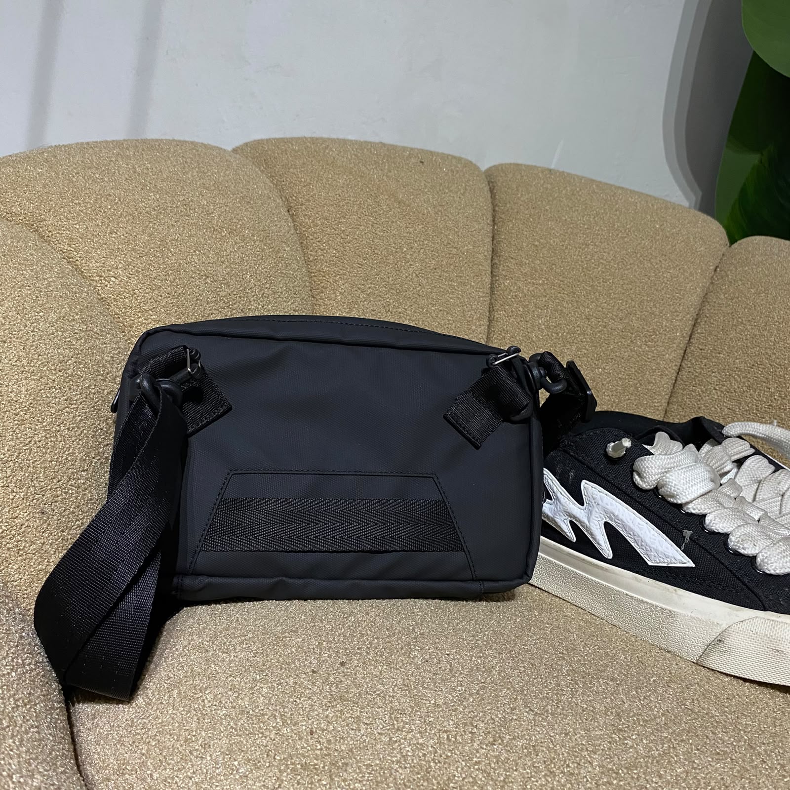 RUSEL CO - Handbag Aruna Lite Clutch Pria Tahan Air