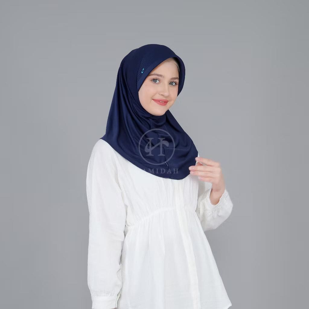 Hijab wanita hamidah instan bergo ( size m )