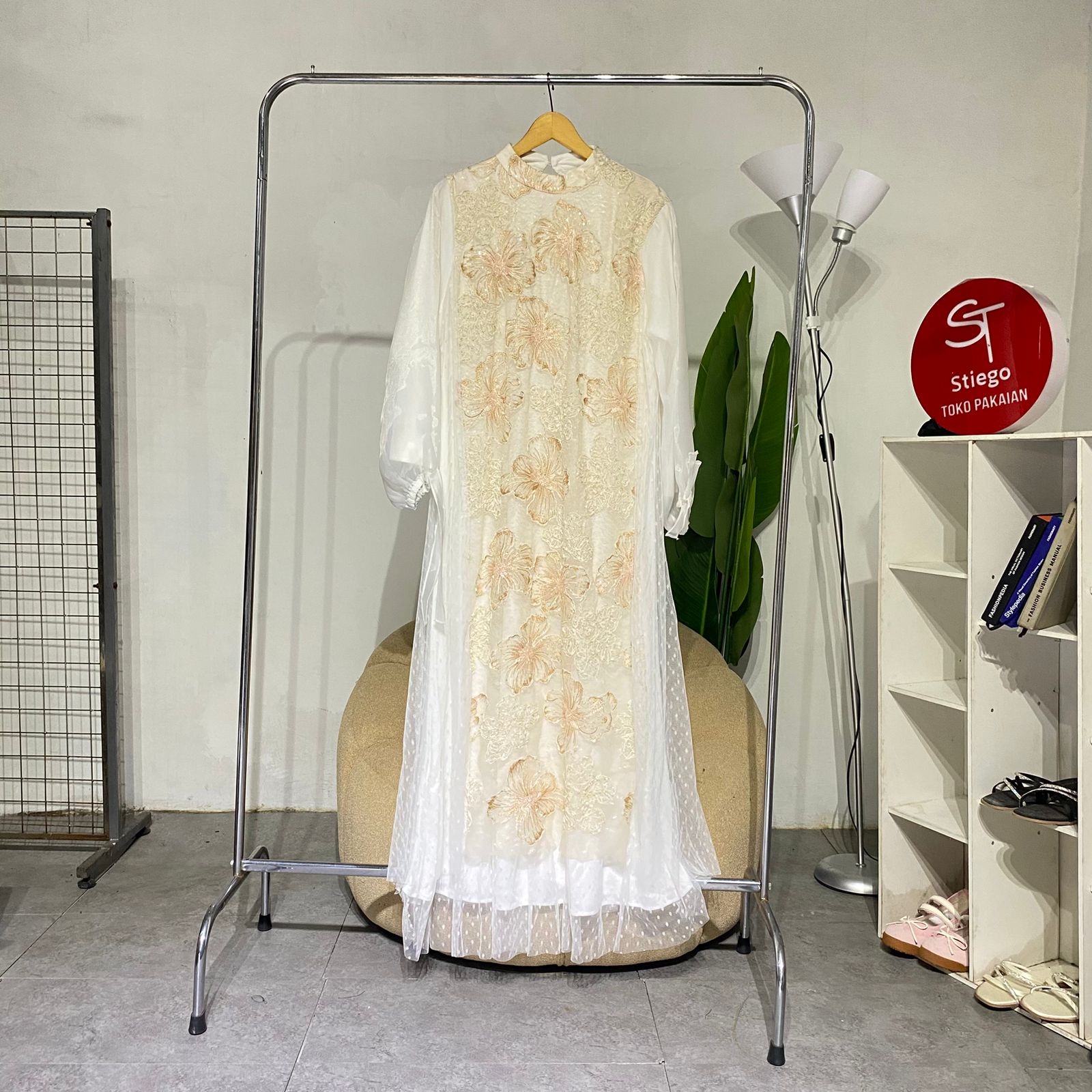 Gamis Wanita  anggun kebahagiaan