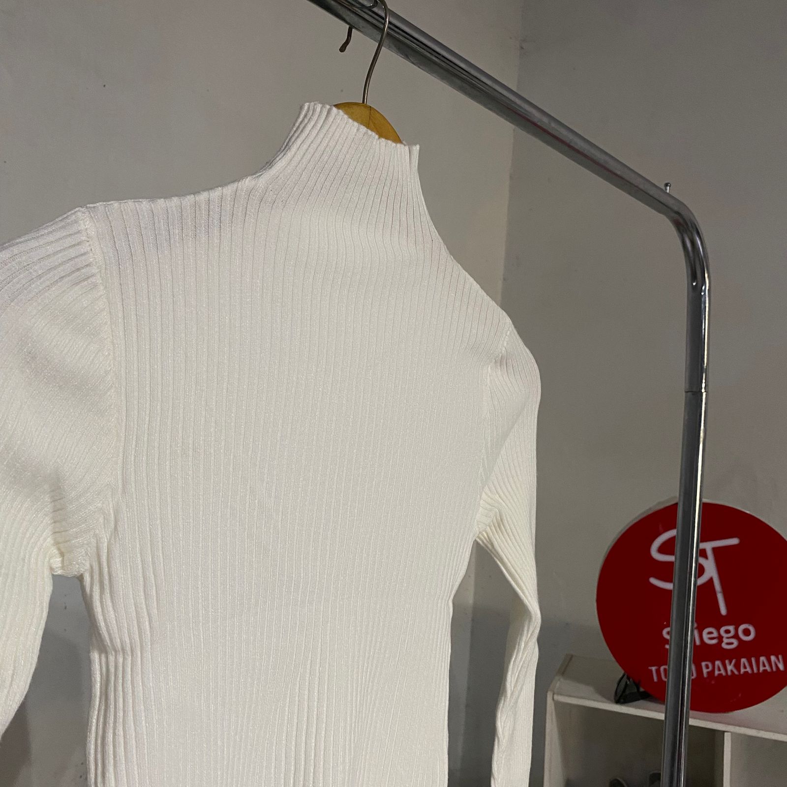 Atasan wanita iner knit