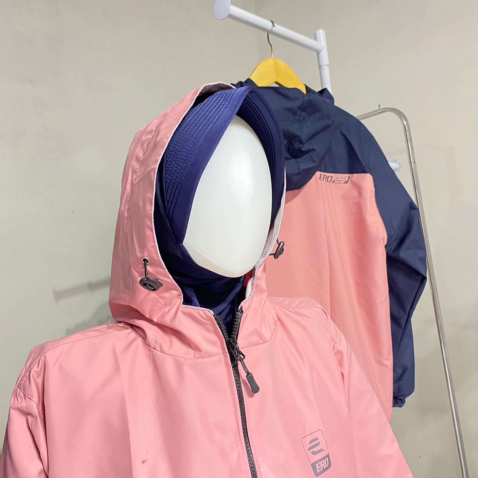 FANTA Jaket Parasut Ero Active Wear
