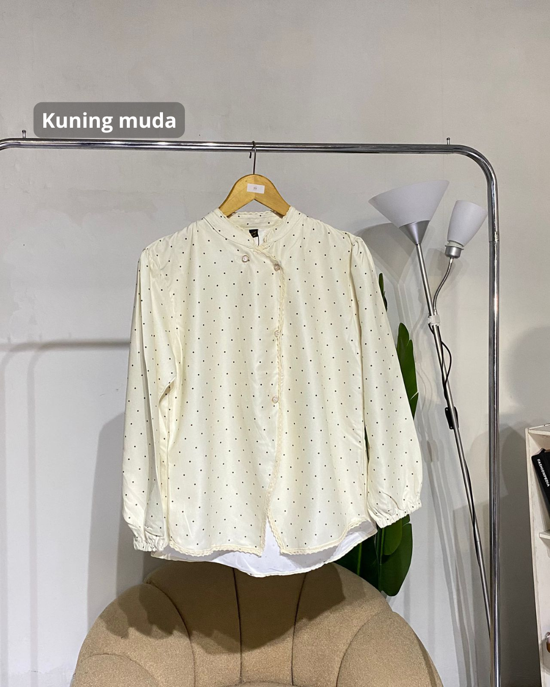 Kemeja blouse wanita polka renda