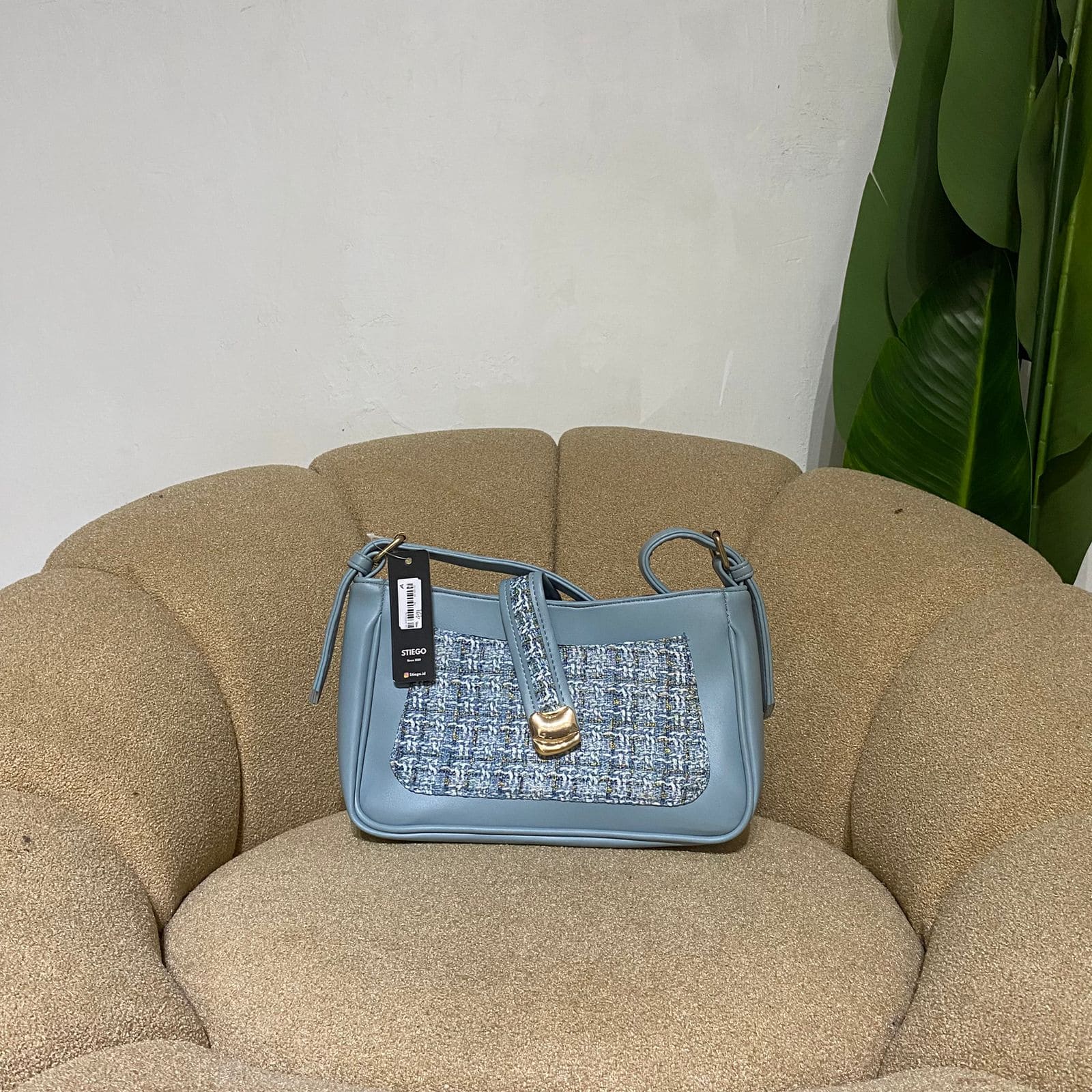 Tas slempang wanita Erina