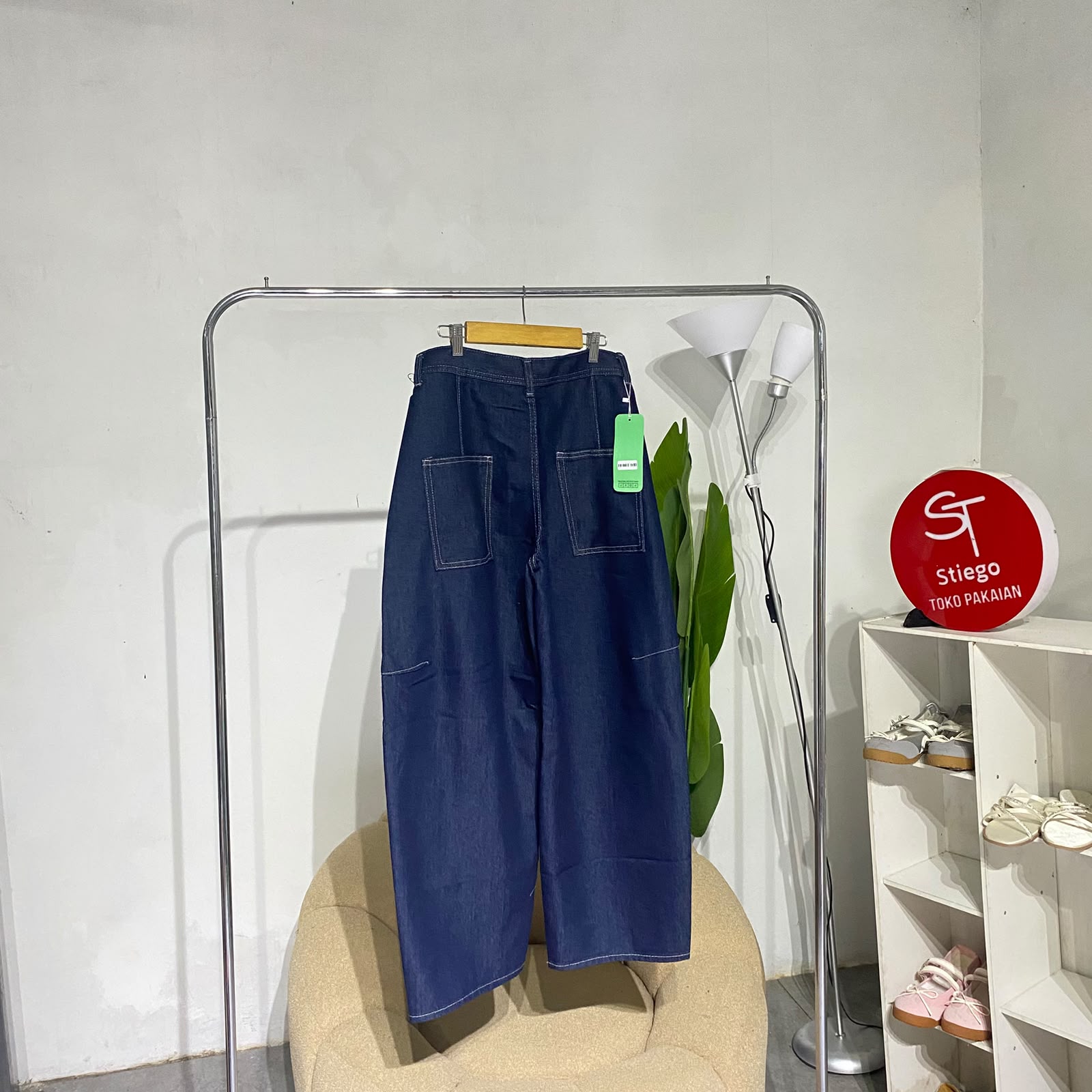 celana wanita jeans Barrel denim