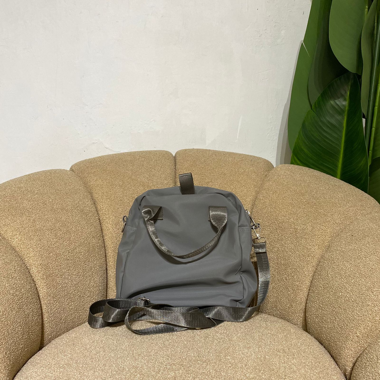 Tas ransel wanita kotak motif esme sling