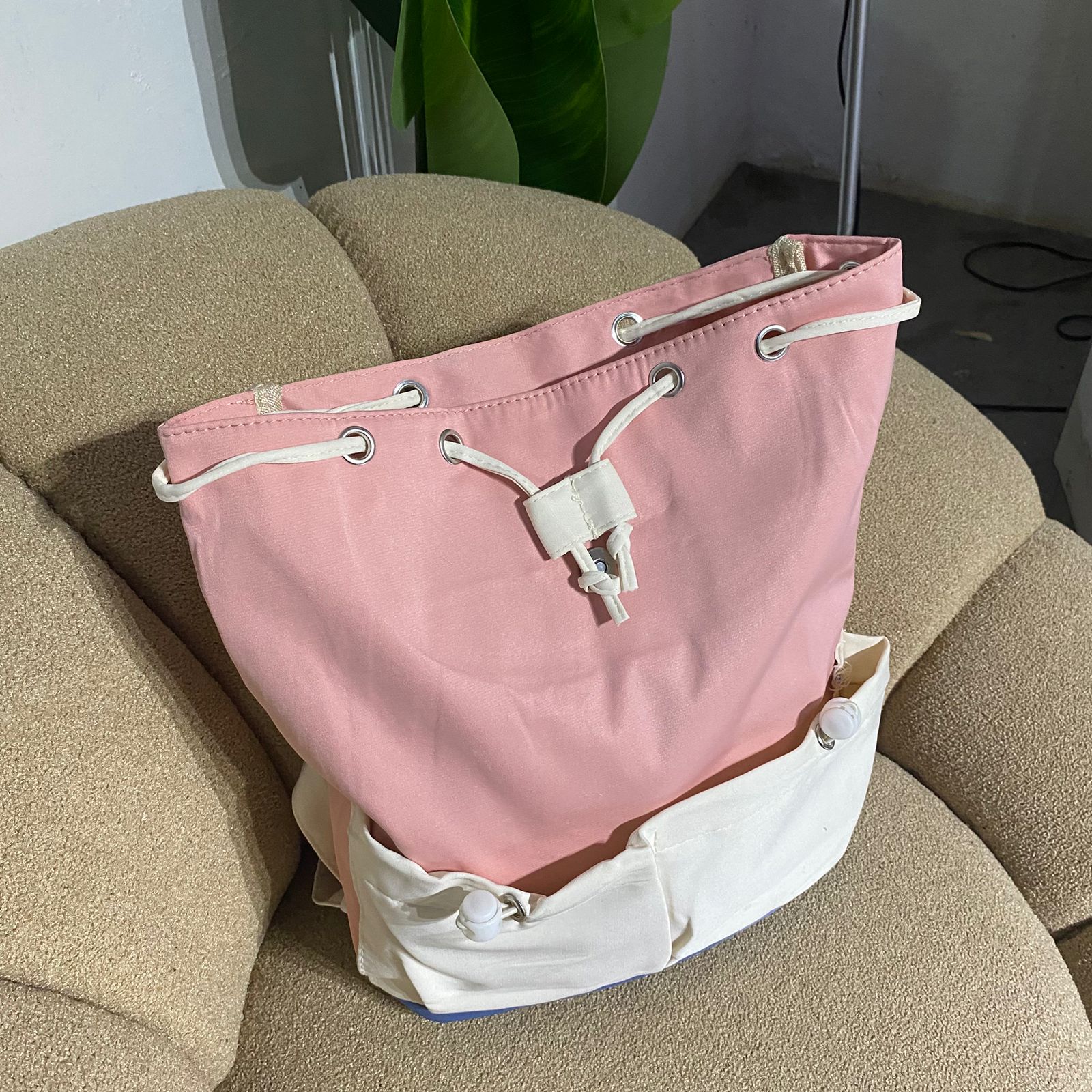 Tas wanita buz kecil