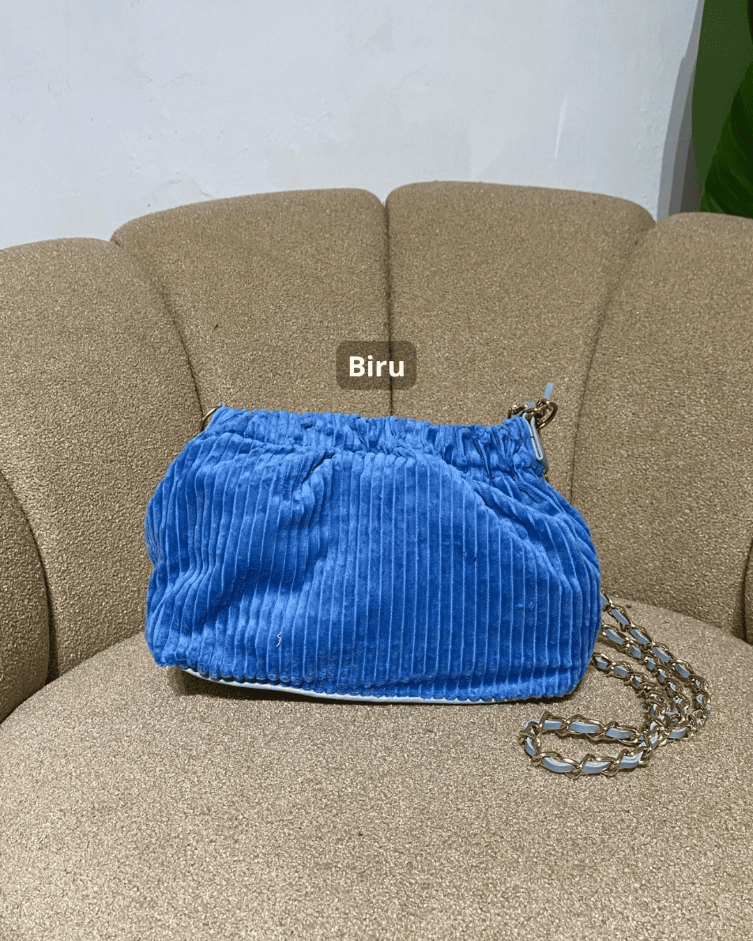 Tas slempang wanita motif Huang Corduroy