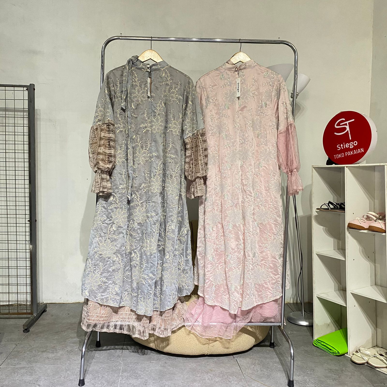 Gamis Wanita anggun angle