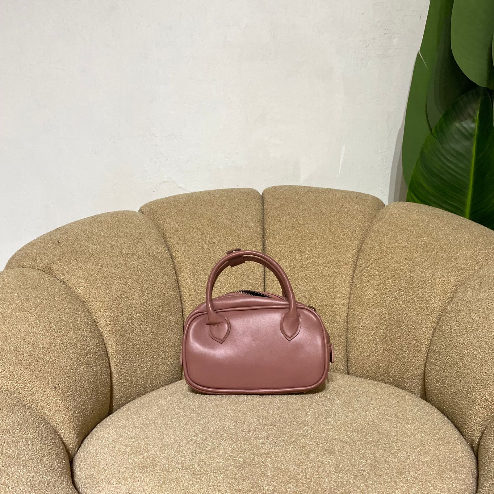 Tas slempang wanita motif esme sling