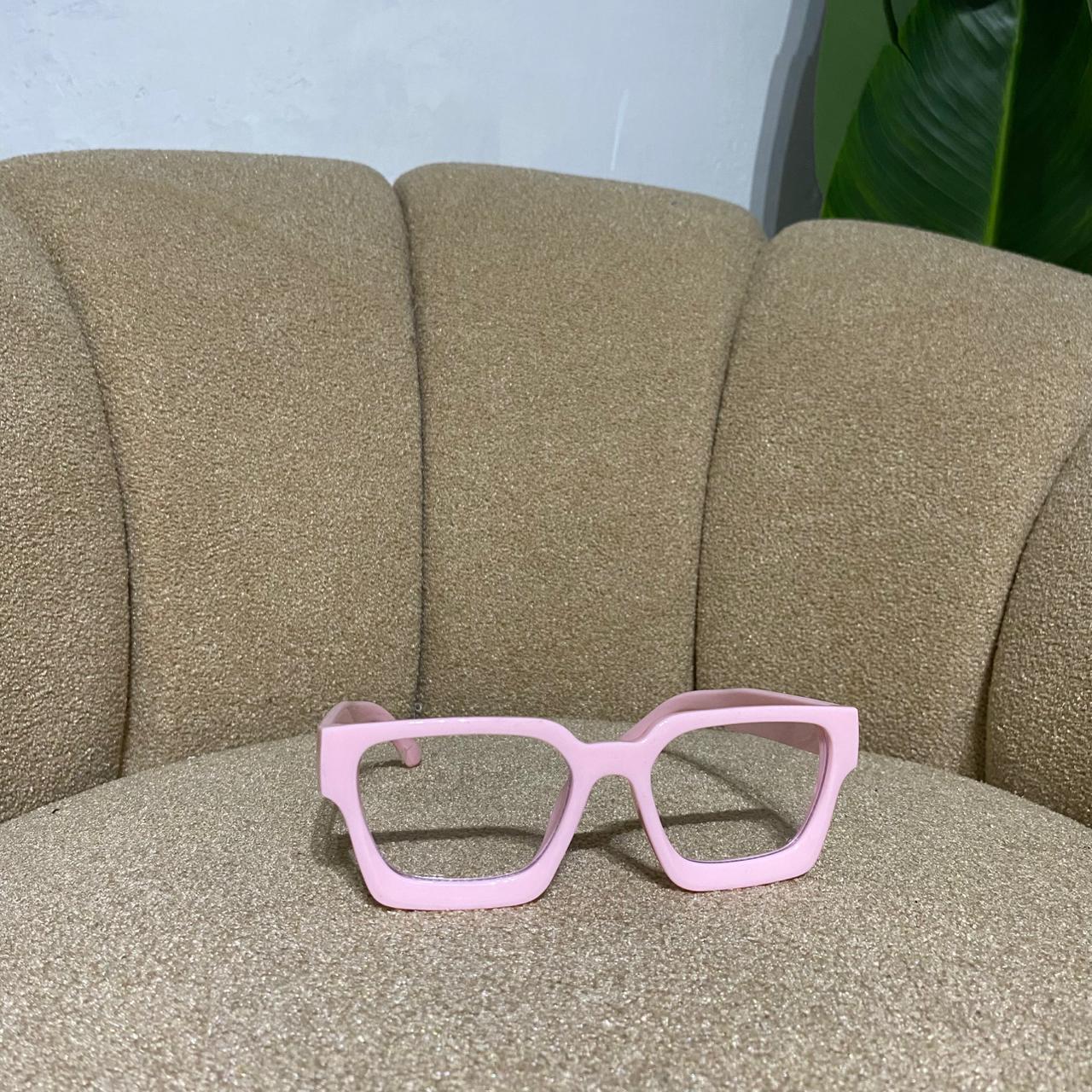 kaca mata wanita skena warna pink